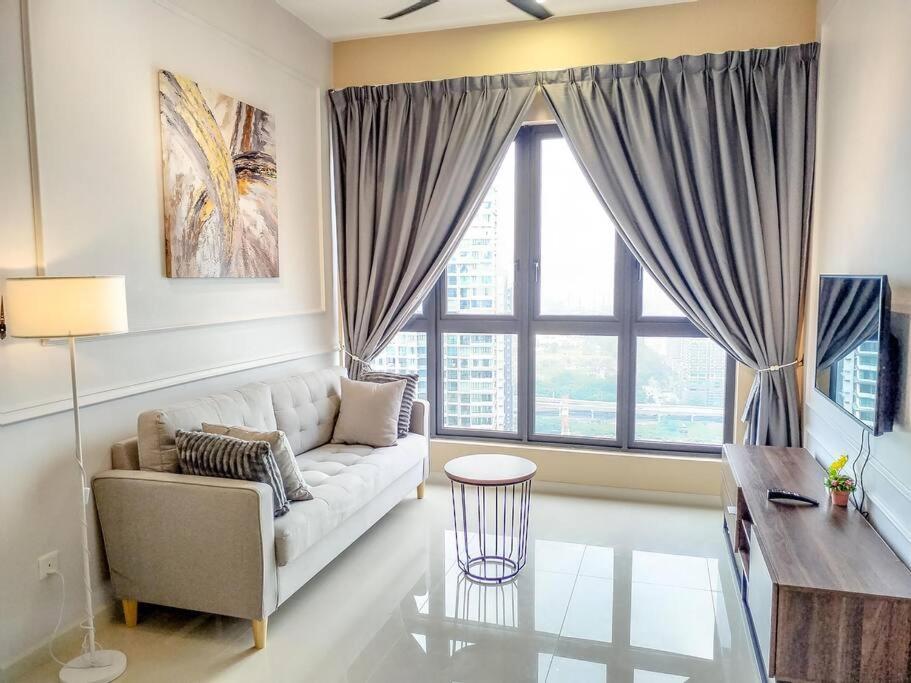 Sunway Velocity Two Cheras, Kl By Idealhub Pangsapuri